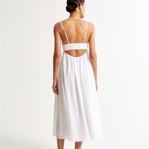 Abercrombie & Fitch White Crinkle Textured Maxi Dress Size Medium